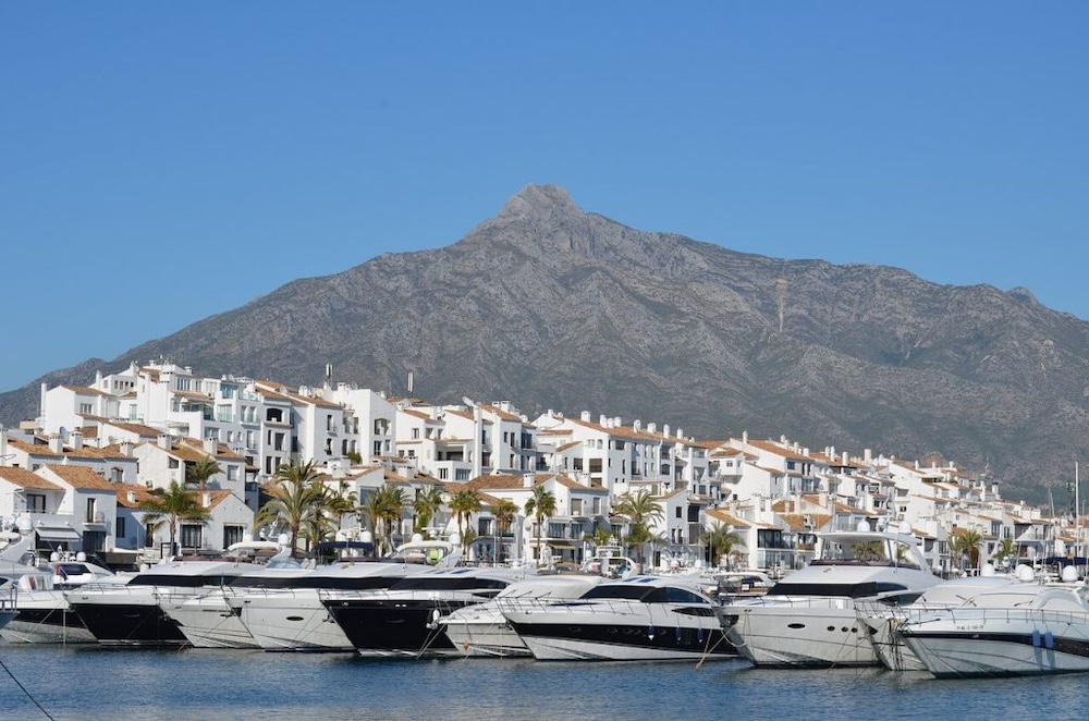 puerto banus marbella property